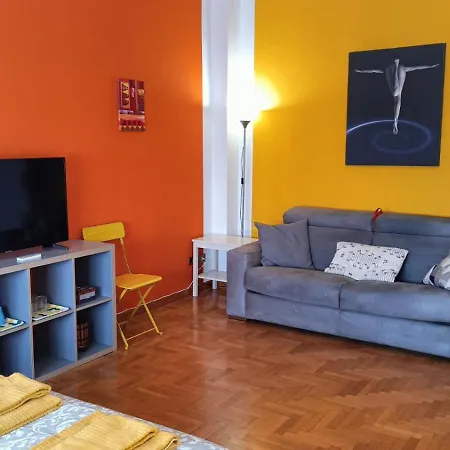 Isola Flat * Milaan