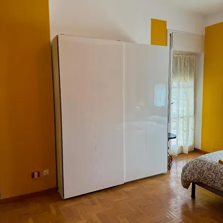 Isola Flat * Milaan