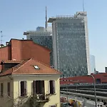 Isola Flat דירה *